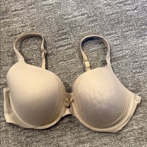 Victoria's Secret Body by Victoria Perfect Shape Beige Bra Size 38DD
